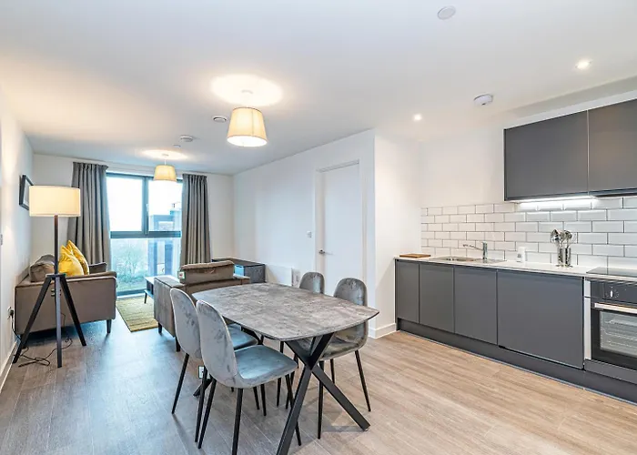 Insignia Apartments